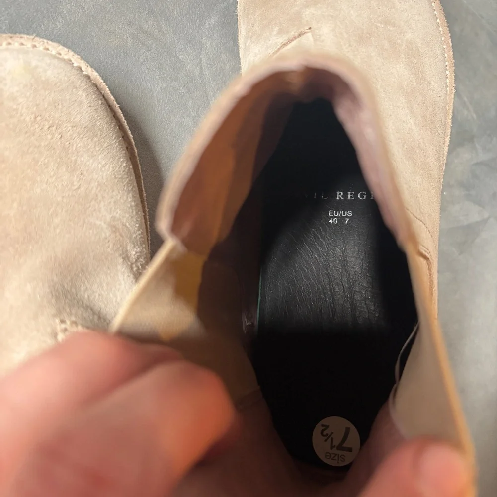 CIVIL REGIME Men's Cream Leather Crepe Sole Unit‎ Chelsea Boots